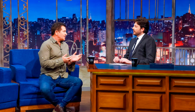 The Noite 27/08/2019 – Beto Barbosa