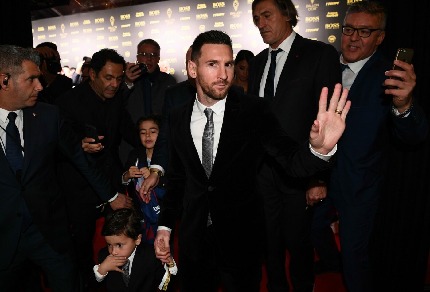 Bola de Ouro 2019 ao vivo: Saiba como assistir a premiação na TV e online