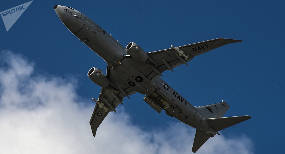 Vídeo mostra momento da queda de avião em meio a conflitos no Irã