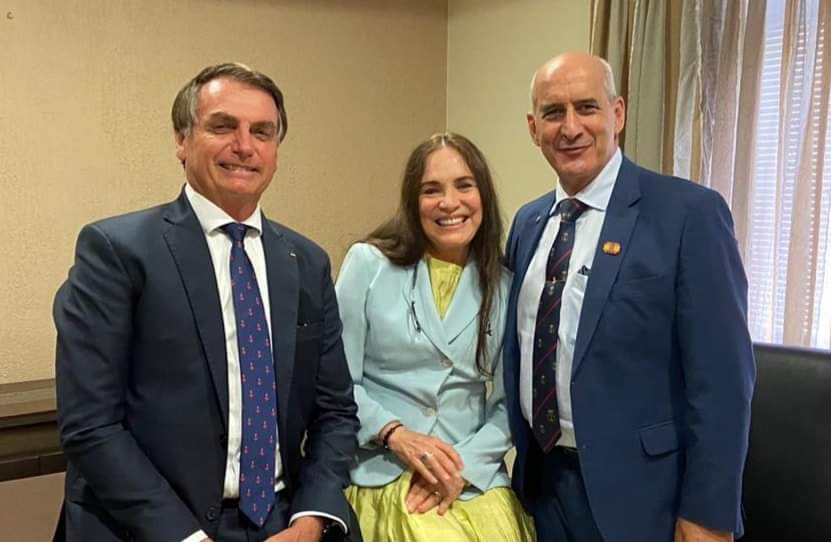 Segundo interlocutores, Regina Duarte aceita convite de Bolsonaro e será secretária de Cultura