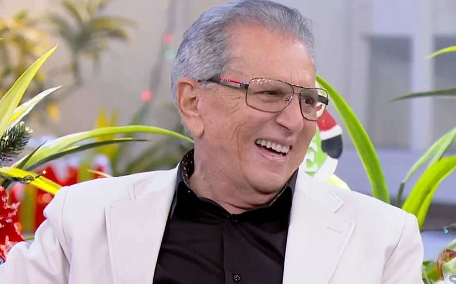 Carlos Alberto de Nóbrega é internado para tratar infecção generalizada