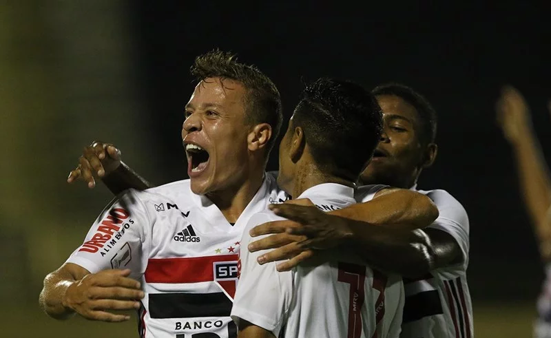 São Paulo x Santa Cruz ao vivo: Como assistir na TV e online pela Copa São Paulo