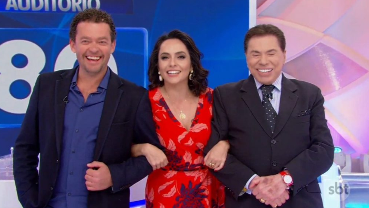 Programa Silvio Santos 09/02/2020 – Jogo das 3 Pistas, Câmeras Escondidas e mais