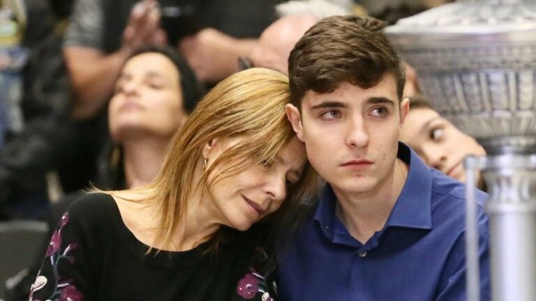 Justiça decreta que irmão de Rose Miriam deixe casa de Gugu em Orlando