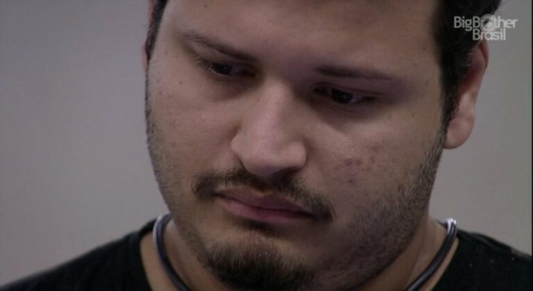 BBB20: Após saída de Guilherme, Victor Hugo se desespera: ‘Ele não deixou nada pra mim’