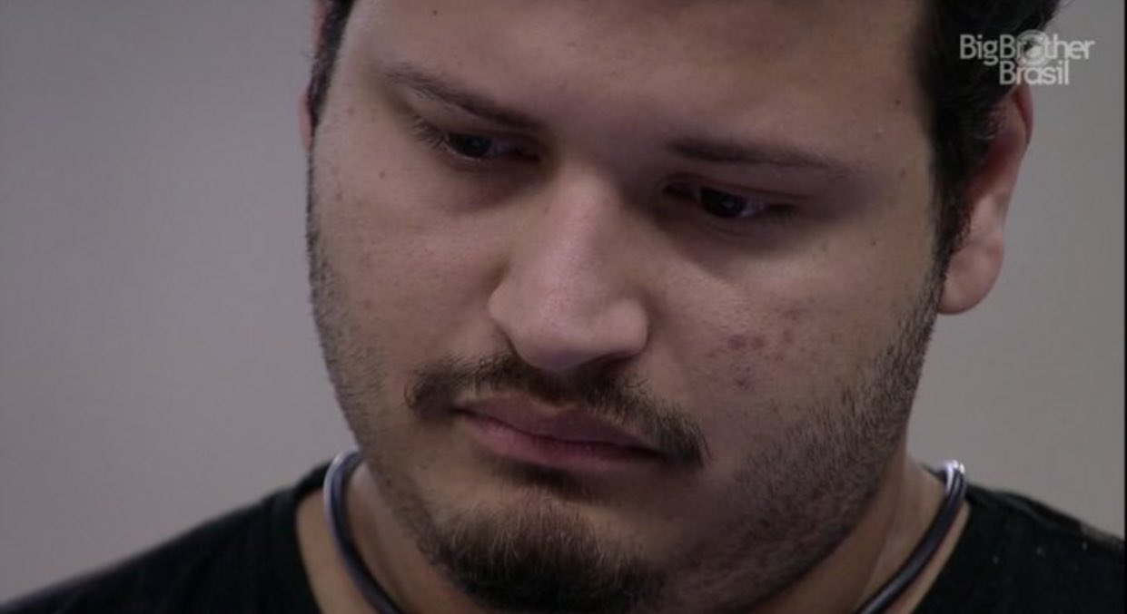 BBB20: Após saída de Guilherme, Victor Hugo se desespera: ‘Ele não deixou nada pra mim’