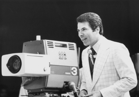 Conheça um dos atores que dará vida a Silvio Santos em nova série da Fox