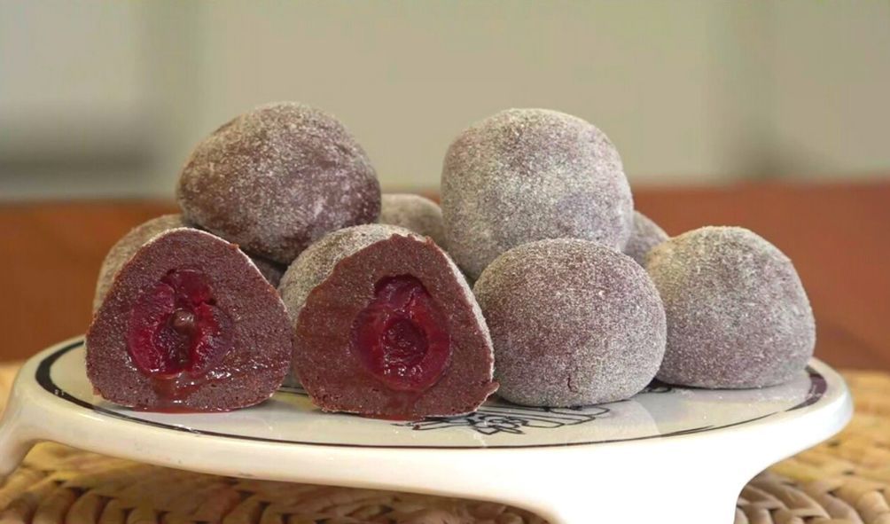 Receita de Bombom de leite em pó e chocolate do Melhor da Tarde, dia 24/04/2020