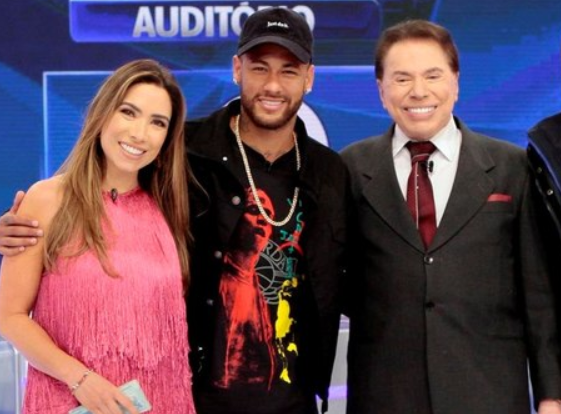 Programa Silvio Santos 17/05/2020 – Jogo das 3 Pistas, Câmeras Escondidas e mais
