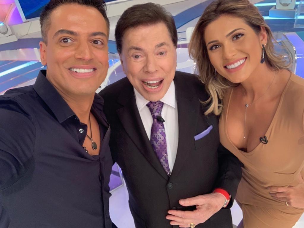 Leo Dias revela porque Silvio Santos afastou Lívia Andrade: ‘Está com raiva de mim’