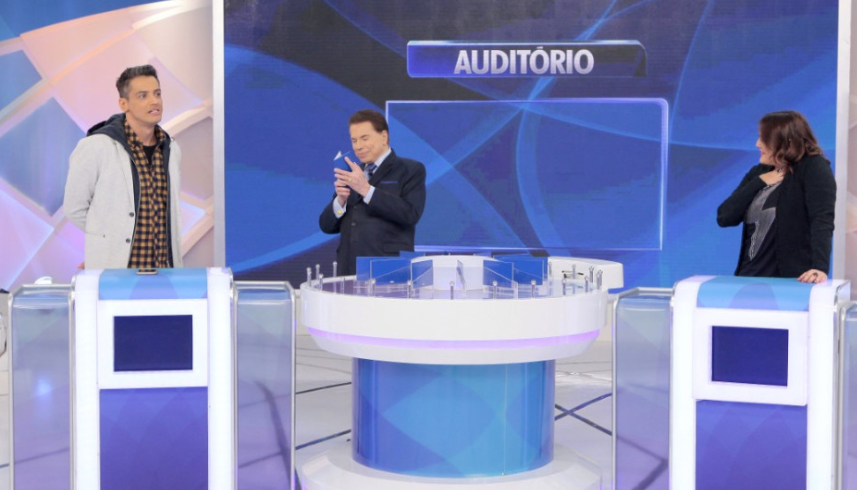 Programa Silvio Santos 21/06/2020 – Jogo das 3 Pistas, Câmeras Escondidas e mais