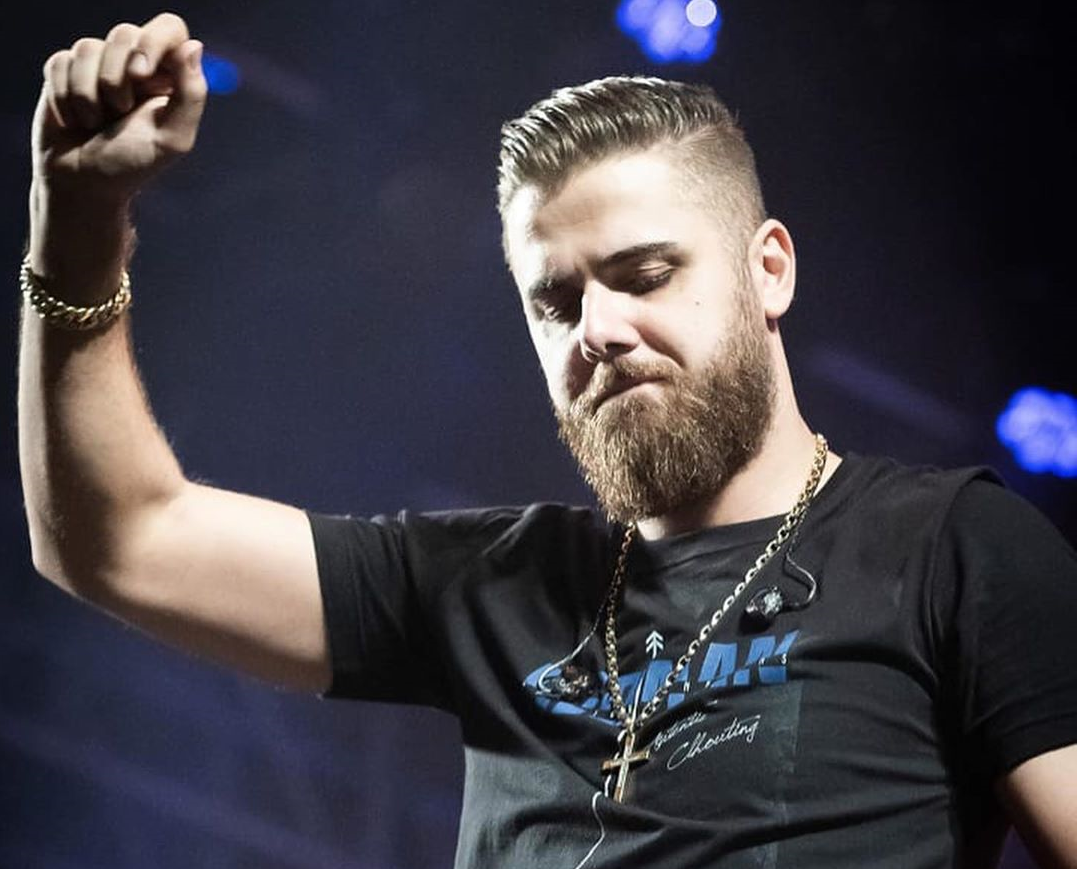 Cantor sertanejo Zé Neto testa positivo para a Covid-19: “Essa doença não permite erros”