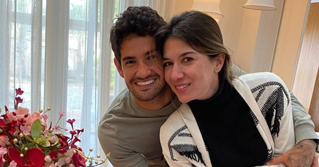 Rebeca Abravanel e Pato comemoram 1 ano de casados: “Você é tudo o que mais queria”