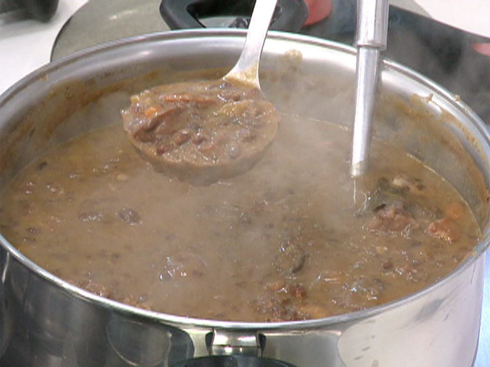 Receita de Feijão da Ana Maria Braga no Encontro, dia 08/07/2020