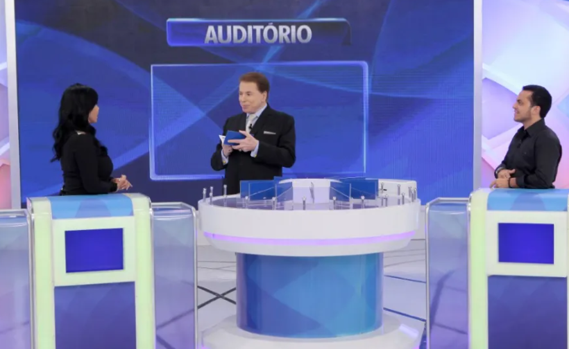 Programa Silvio Santos 12/07/2020 – Jogo das 3 Pistas, Câmeras Escondidas e mais