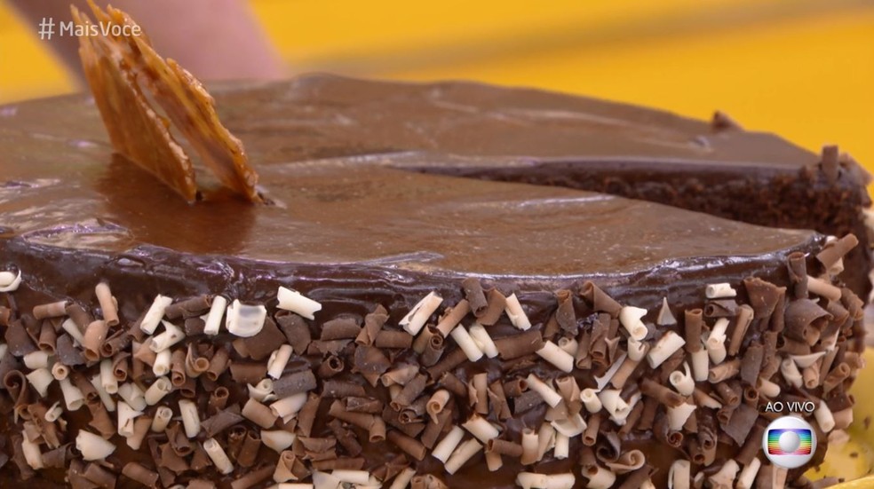 Receita de Bolo Musse de Chocolate da Ana Maria Braga no Encontro, dia 29/07/2020