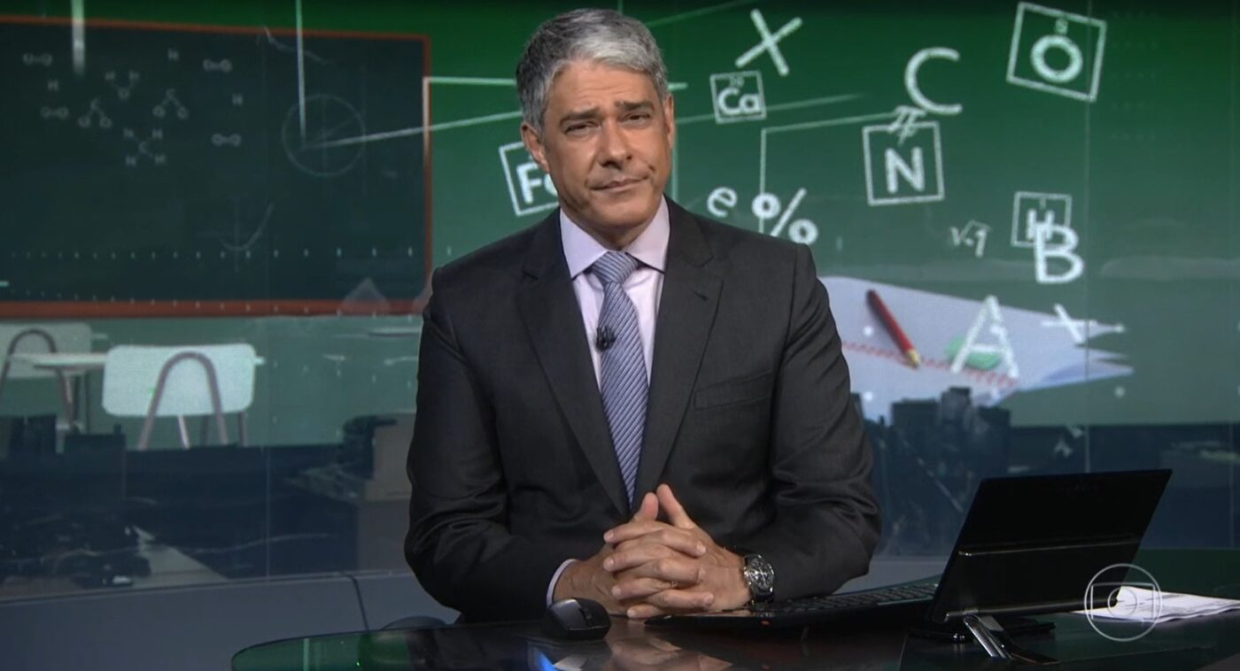 William Bonner reage no Jornal Nacional após integrante do governo expulsar garçom