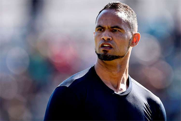 Goleiro Bruno reestreia no futebol e Rio Branco-AC é criticado
