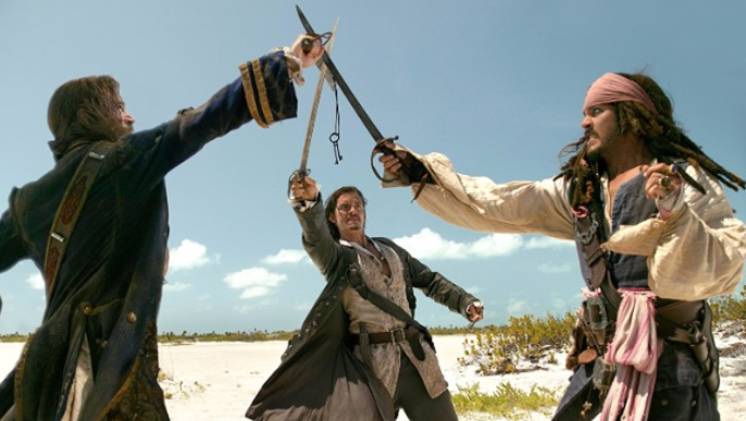 Filme da Sessão da Tarde 21/08/2020 – Piratas do Caribe – O Baú Da Morte