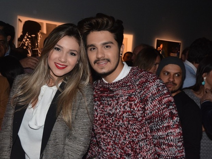 Irmã de Luan Santana assume romance com jogador do Palmeiras