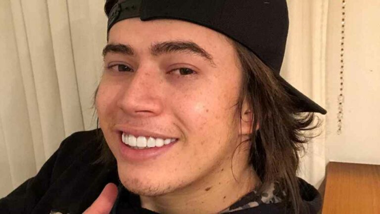 Whindersson Nunes promete chinelo e regata caso seja indicado ao Grammy