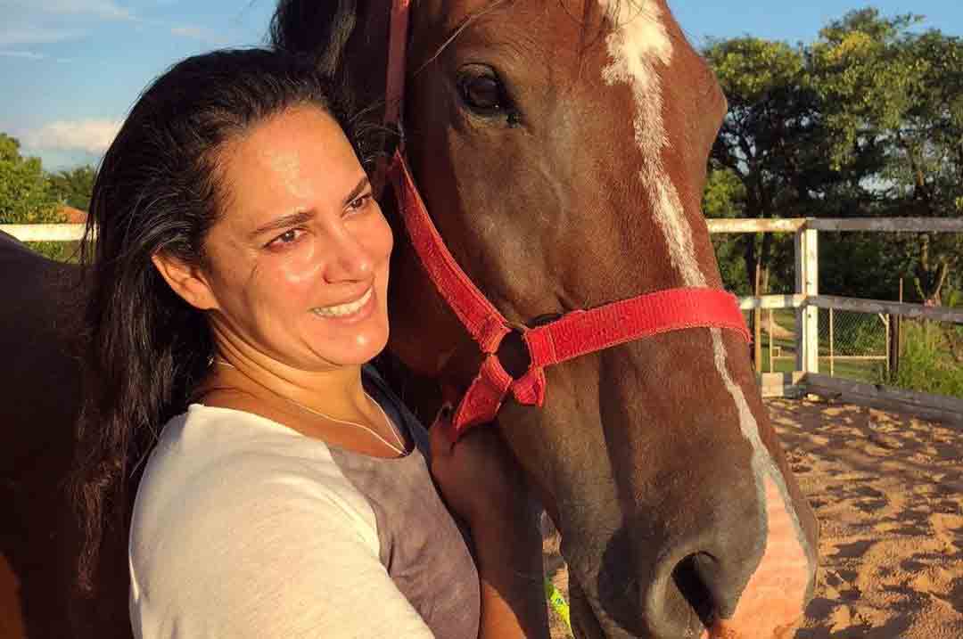 Silvia Abravanel conta detalhes sobre acidente que sofreu com cavalo
