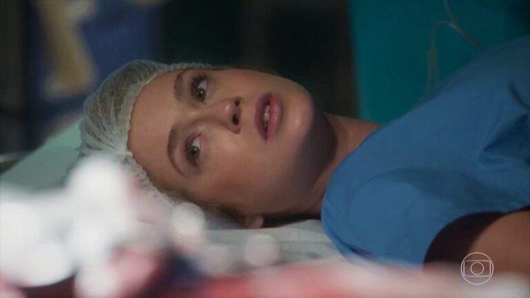 Totalmente Demais: Eliza decide doar fígado para salvar Jonatas da morte