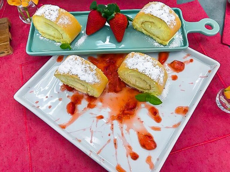 Receita de Rocambole de Cheesecake de Morango da Ana Maria Braga no Mais Você, dia 21/10/2020