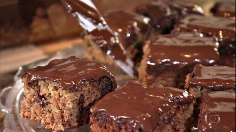 Receita de Bolo de Mel com Chocolate do Globo Rural, dia 20/12/2020