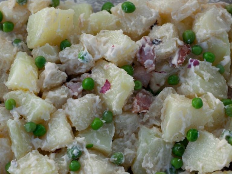 Receita de Salada de batata picante com maionese de alho do Rodrigo Hilbert no É de Casa, dia 06/02/2021