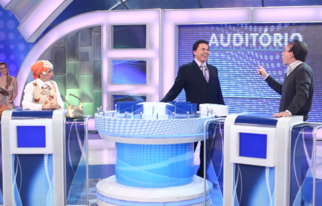 Programa Silvio Santos 09/05/2021 – Jogo das 3 Pistas, Câmeras Escondidas e mais