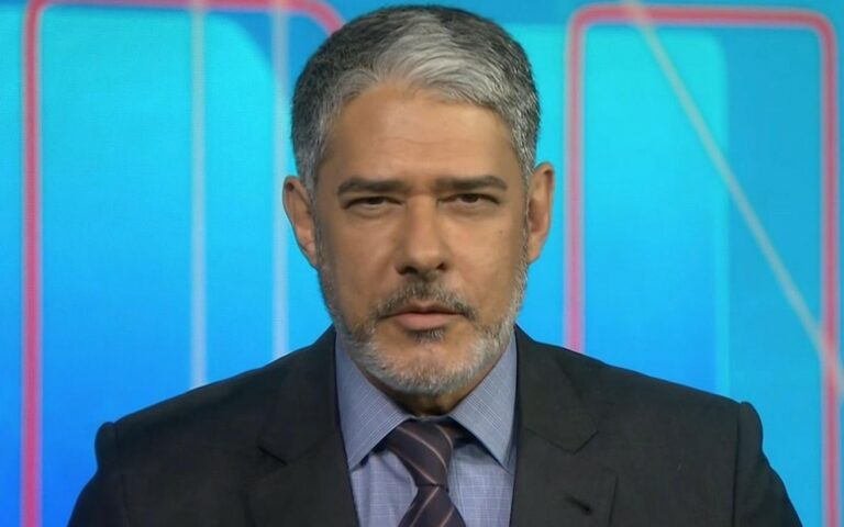 William Bonner revela luta contra problema de saúde e desabafa: “Isso que a idade faz com a gente”
