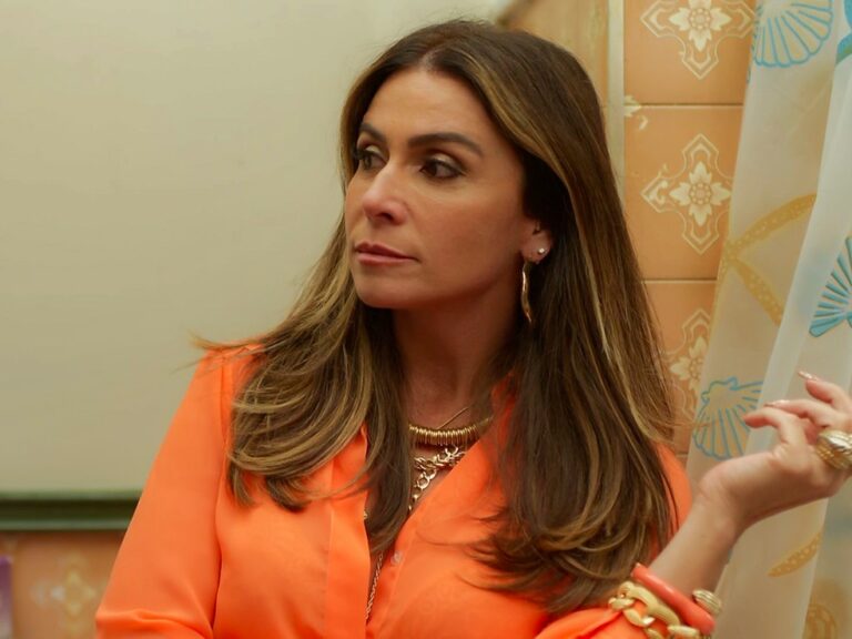 Quanto Mais Vida Melhor: Paula comete loucura de amor para não perder Neném