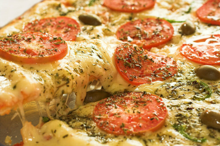 Receita de Pizza Caseira com Massa de Iogurte da Ana Maria Braga no Mais Você, 31/03/2022