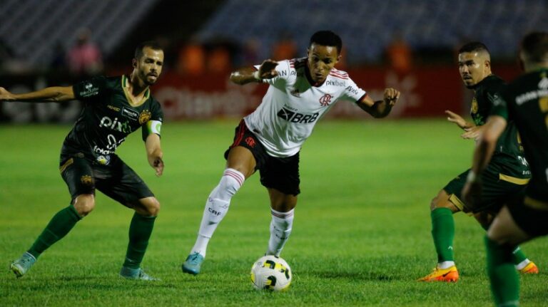 Flamengo x Altos-PI ao vivo: Onde assistir na TV e online pela Copa do Brasil