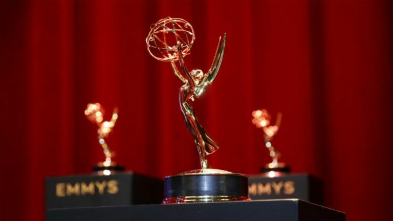 Emmy 2022 ao vivo: Como assistir a premiação na TV e online