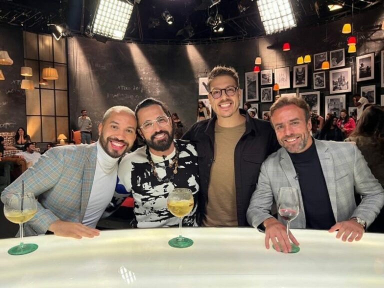 Que História É Essa, Porchat? 14/09/2022: Gil do Vigor, Roger Flores e Latino são os convidados