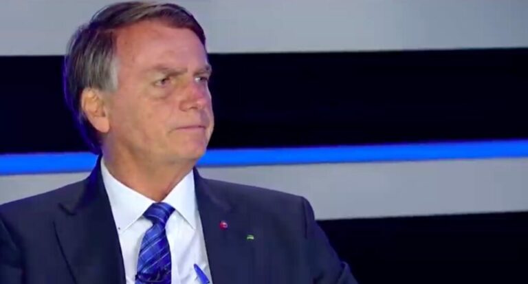 O motivo que impede Bolsonaro de fugir do Brasil para não ser preso