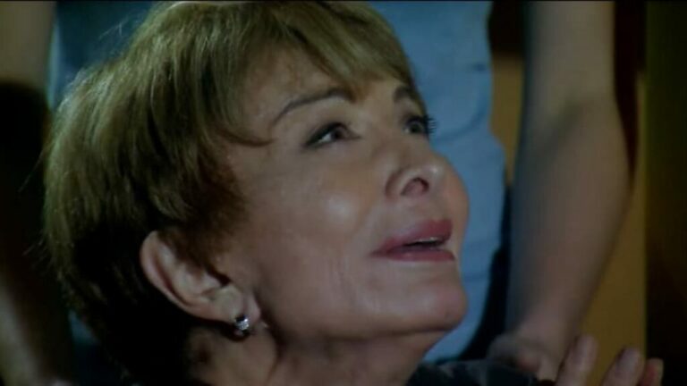 A Favorita: Irene tem piripaque ao descobrir que Donatela está viva