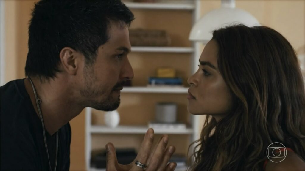 Novela Travessia