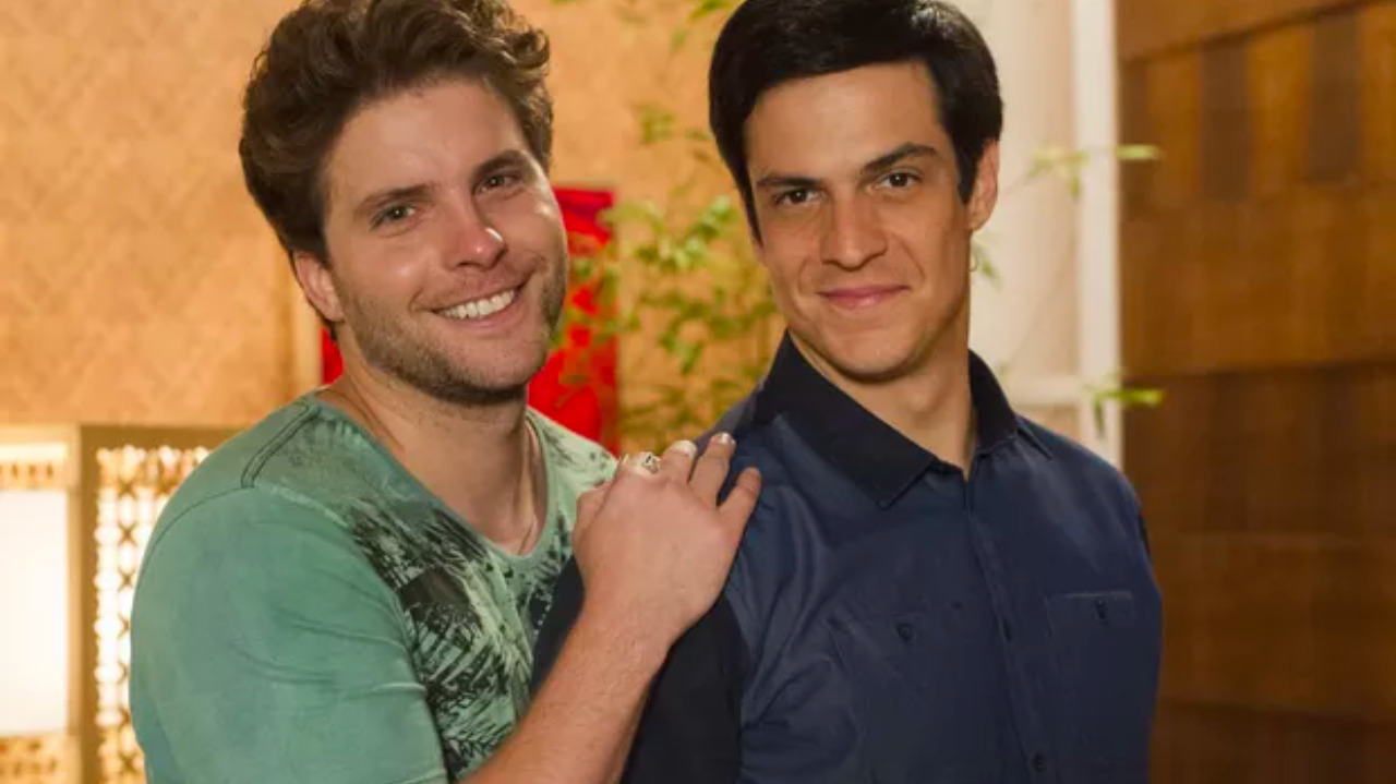 Félix (Mateus Solano) e Niko (Thiago Fragoso) em Amor à Vida