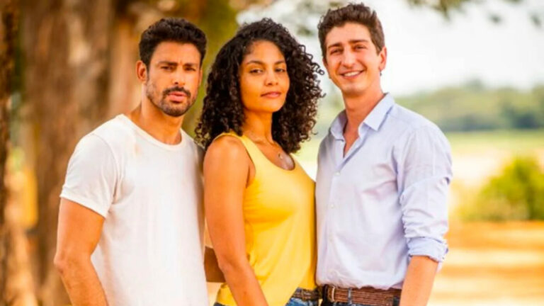 Após prejuízo com Travessia, Globo fatura alto com Terra e Paixão