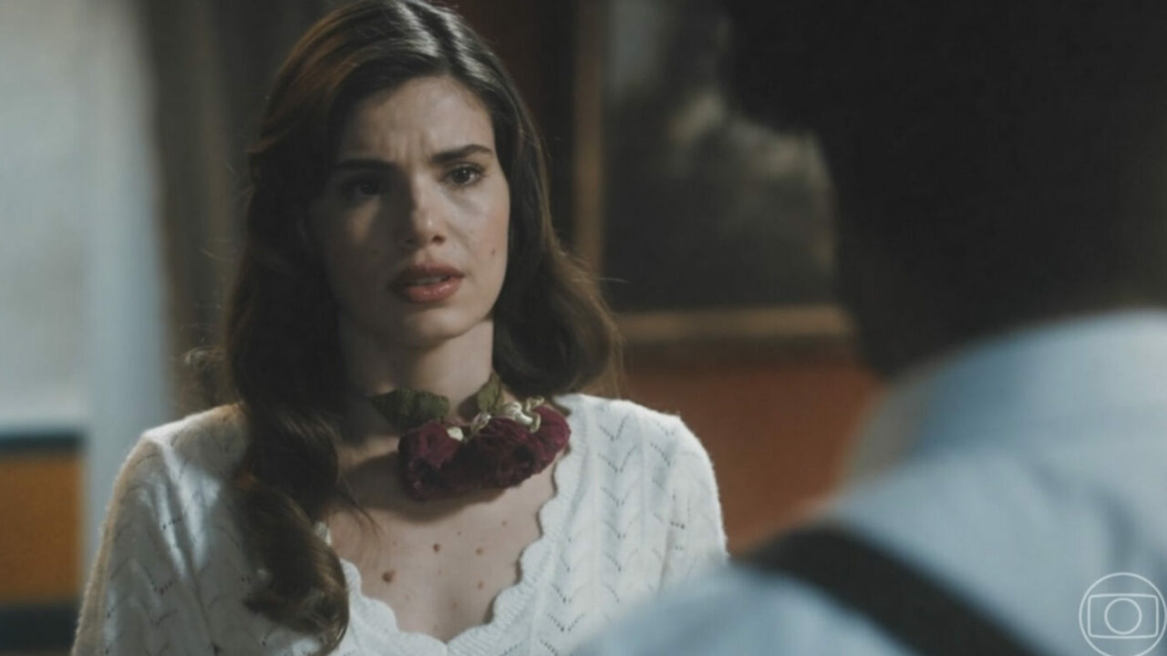 Novela Amor Perfeito Marê observa Orlando