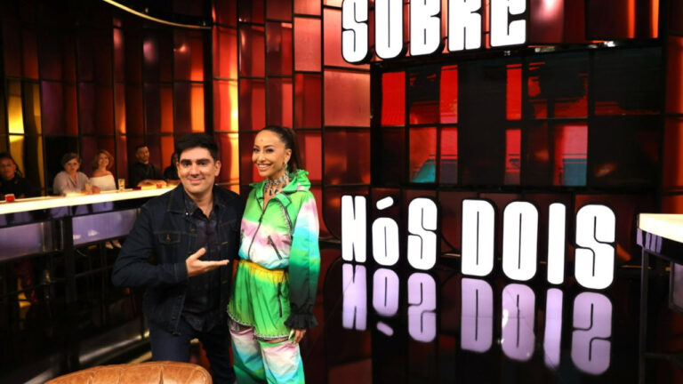 Novidade, Sabrina Sato e Marcelo Adnet fazem estreia no GNT