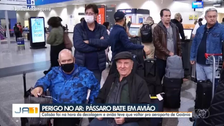 Avião com músicos de Roberto Carlos faz pouso de emergência após incidente
