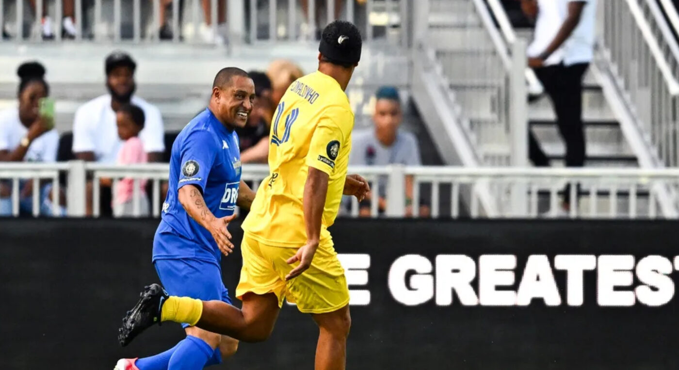 Amigos do Ronaldinho x Amigos do Roberto Carlos
