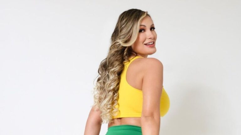 Andressa Urach revela investida de pastor durante período religioso