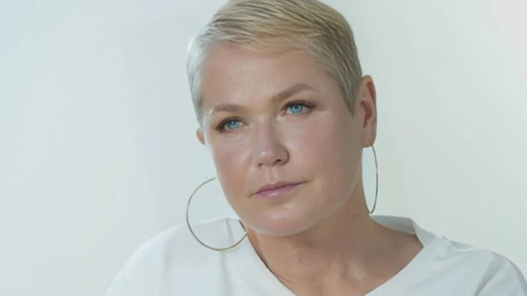 Após expor abusos na infância, Xuxa sofre ataques na web: ‘Disseram que eu menti’
