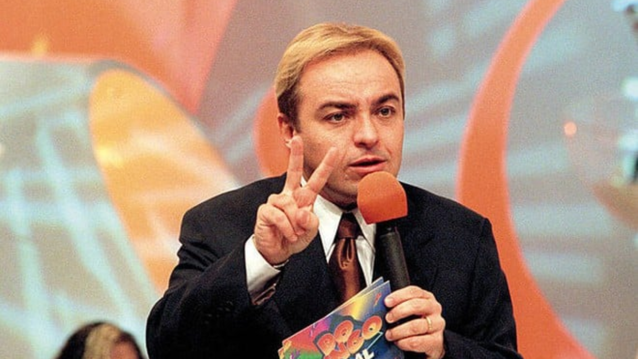 Novo advogado de Mauro Cid mira Bolsonaro e afirma: "Alguém mandou, ele é só o assessor" (Créditos: Reprodução/ SBT)