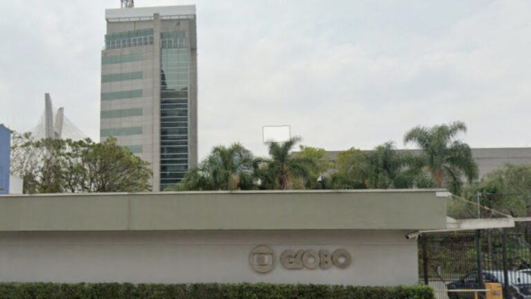 Ex-funcionário abre processo trabalhista contra TV Globo pedindo R$ 1 milhão